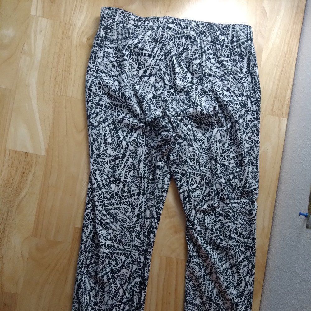 Nike Abstract Swoosh Pattern Leggings Pants - Picture 8 of 9